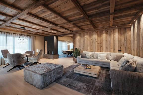Luxury Dolomites Chalet with Private Spa - Image 4