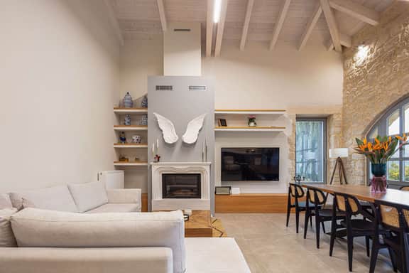 Modern Cretan Villa With Mountain Views - Image 2