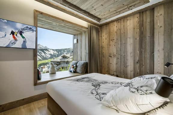 Charming Alpine Apartment | Slopes in Courchevel - Image 3