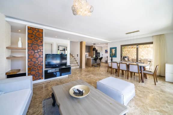 Luxury Kalkan Villa With Stunning Seaviews - Image 2