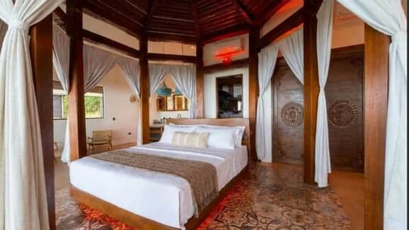 Ocean Views From Your Jungle Hideaway - Image 5