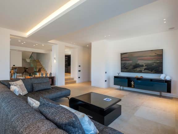 Luxury Villa With Panoramic Mykonos Views - Image 5