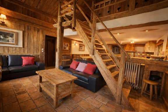 Ski Slope Side Chalet With Sauna - Image 2