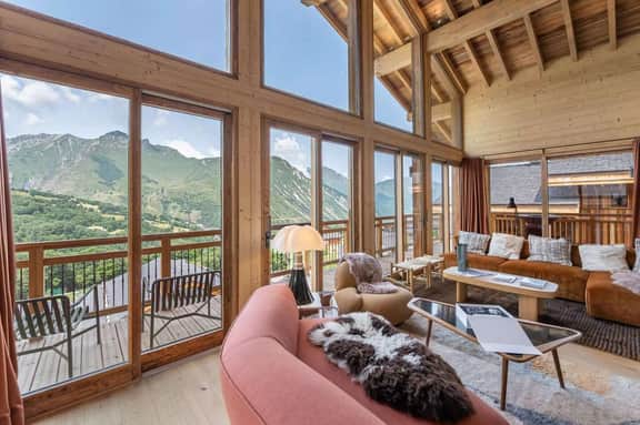 Charming Mountain Chalet - Image 2