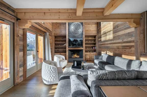 Warm Mountain Escape With Valley Views - Image 4