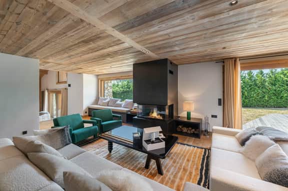 Elegant Megève Chalet Near Ski Lifts - Image 5