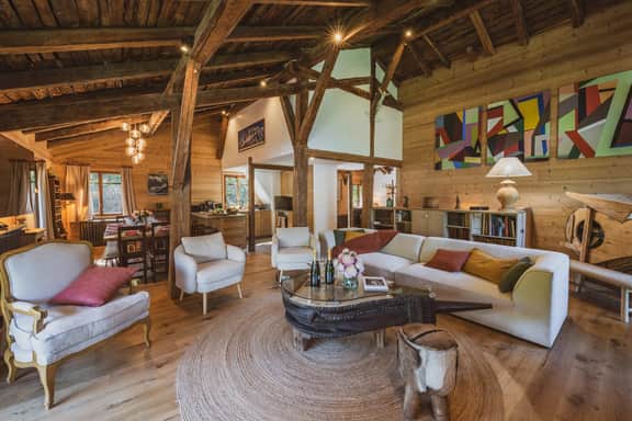 Relaxing Mountain Retreat With Sauna and Pool - Image 2