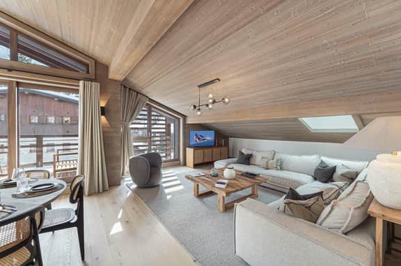 Megève Penthouse With Pool and Sauna - Image 5