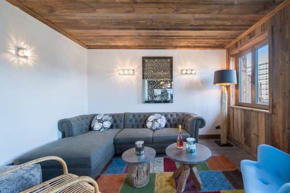 Bright Alpine Home Near Resort Centre - Image 2