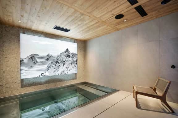 Spacious Six Bedroom Chalet in Méribel - Image 4