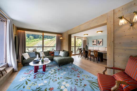 Elegant Ski Escape With Outdoor Jacuzzi - Image 5
