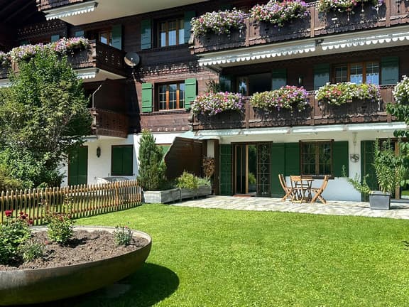 Park Hotel Residence Luxurious Garden Apartment
