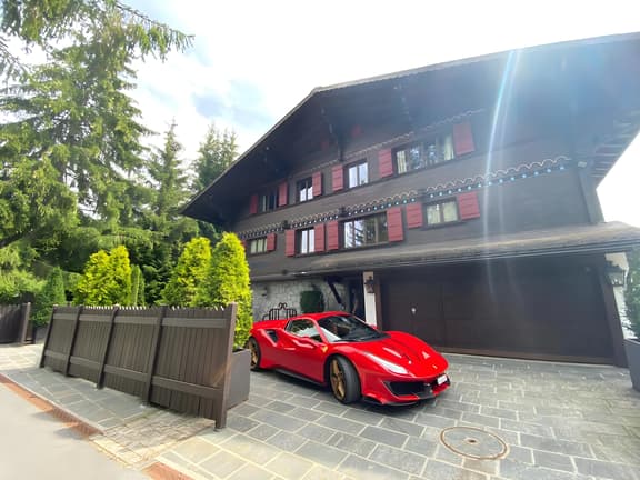 Super Luxury Chalet With Heated Pool And Sauna