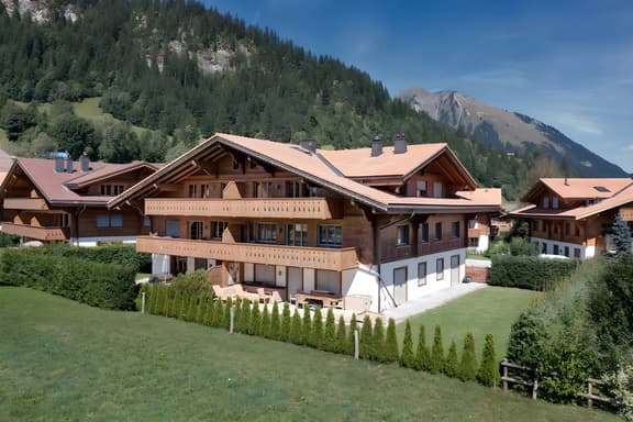 Delightfully Presented Flat with Amazing Views