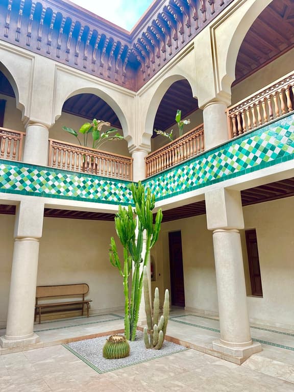 RAK077 Palais GrandV