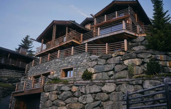 Luxurious Verbier Chalet With Mountain Views - Image 1