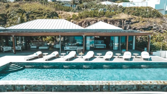Sophisticated Caribbean Villa For Large Groups