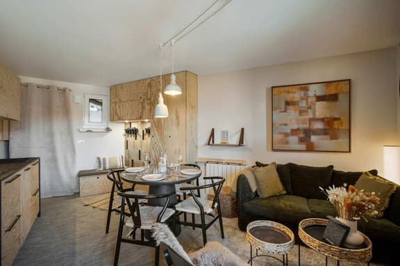 Cozy Apartment for Alpine Adventures