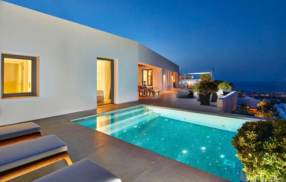 Modern Santorini Villa with Infinity Pool &Jacuzzi - Image 1