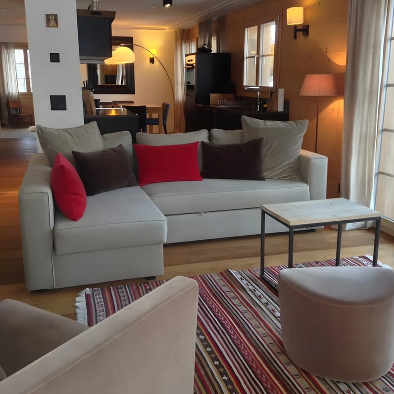 Designed flat Right next to the slopes and village